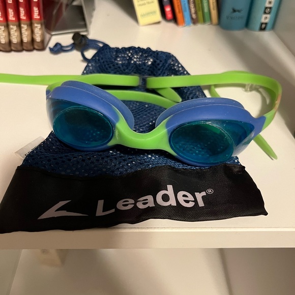 Leader Swim Goggles - Picture 2 of 2